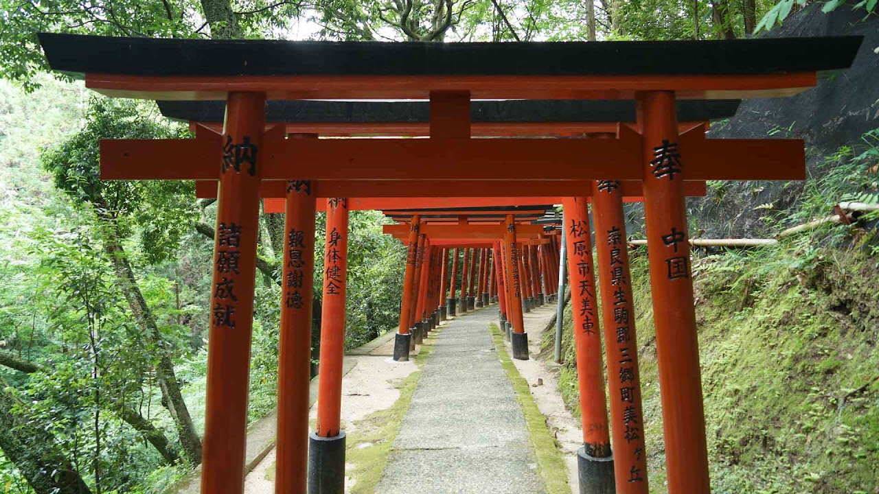 剱鎧堂への通り道